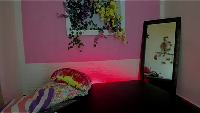 Scarlett_Lune webcam