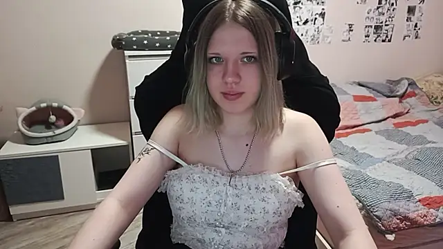 ViolettaCatechini webcam