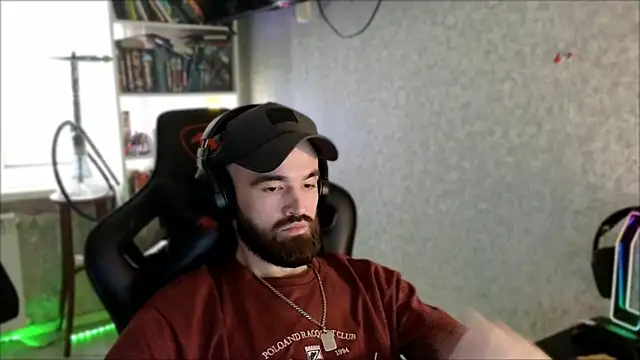 _Serious_Man webcam