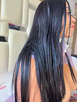emily-Hornyy webcam