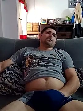 bradd_32 - Bradd_32's free webcam - UK Sex Cams