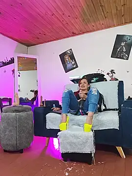 keila_j webcam