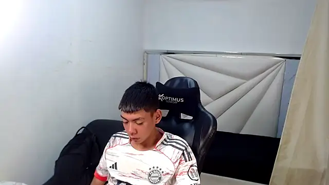 Liarr_ webcam