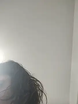 emmakrosss