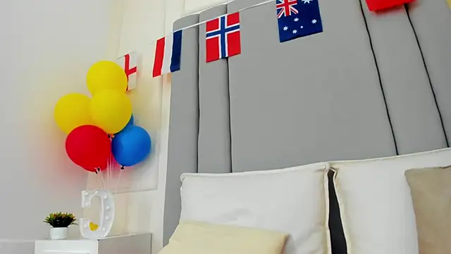 CannelaSmith webcam