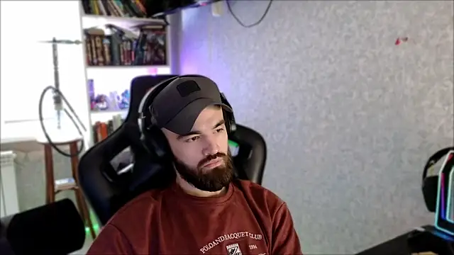 _Serious_Man webcam