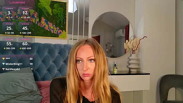 SiennaPierce webcam