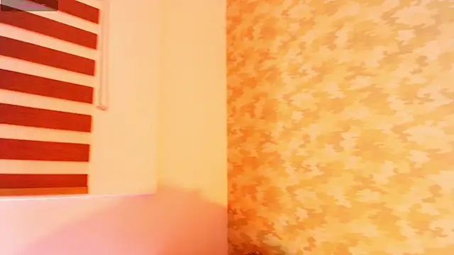 alexa_cruz__ webcam