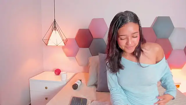FreyaCameron webcam