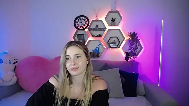 SabrinViolet webcam