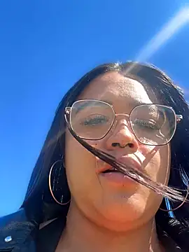 Mia_Risky-1 webcam