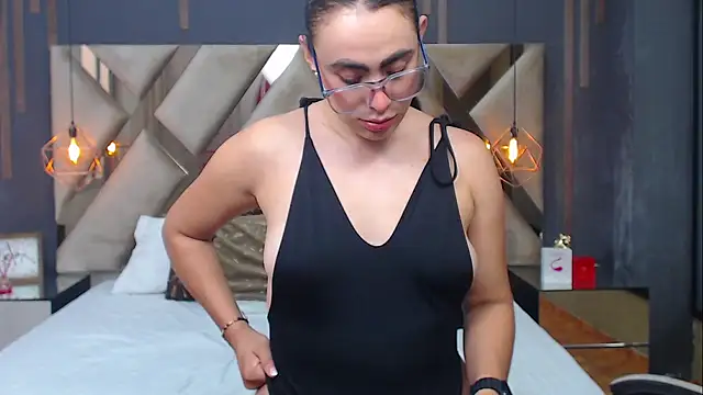 MartinaaFit webcam