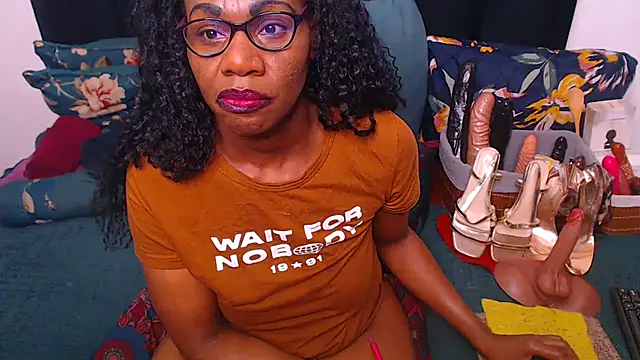 sexybootylicious webcam