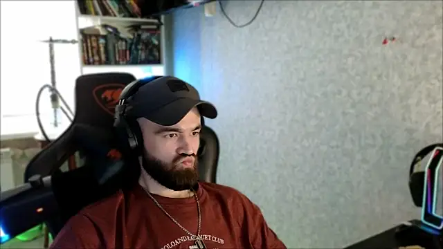 _Serious_Man webcam