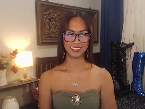 Nathalieheartt webcam