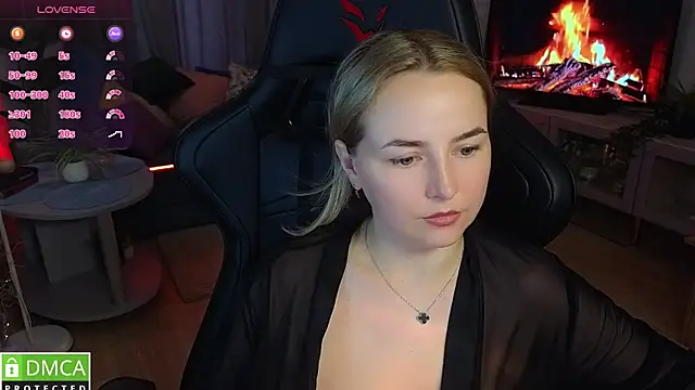 Mira_Mermayd webcam