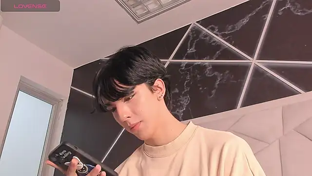 Quma86 - Male webcam sex chat