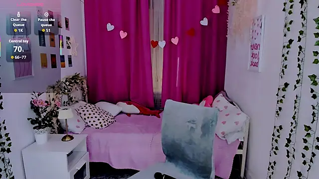 Alexa_Lexi_ webcam