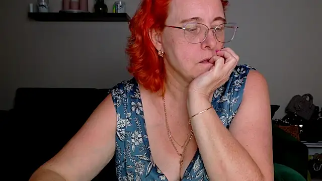 JoannaAndNeighbour webcam