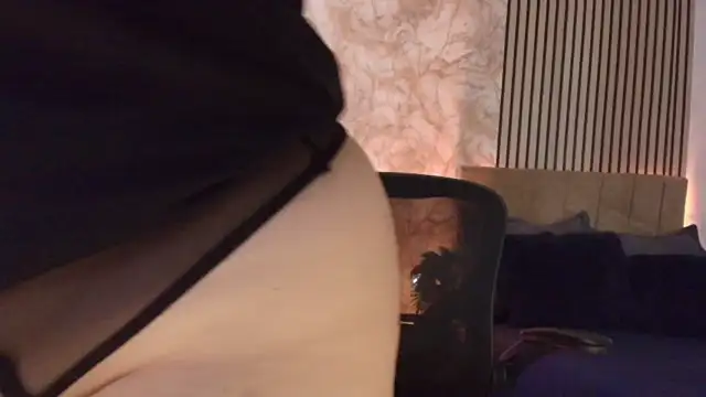 JuliRamirez webcam