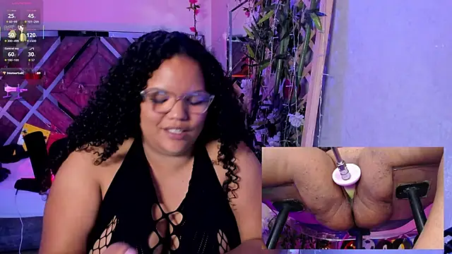 MhiaRey webcam