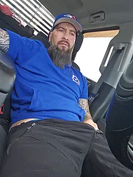 Beardedtattood webcam