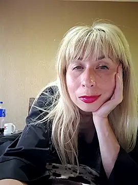 SelinaLovqx webcam