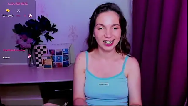 KindHazelHere_ webcam