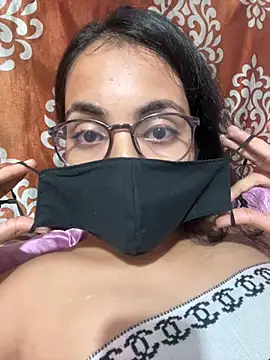 Sandhya_77 webcam