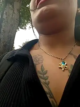MAYE__13 webcam