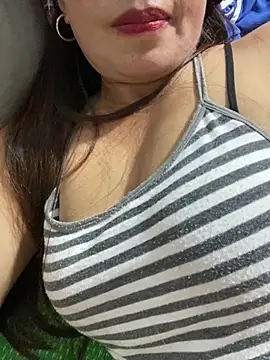 Milky-milk live cam on StripChat