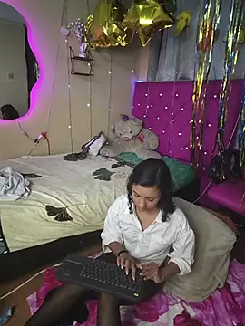 DaliaKhemu webcam