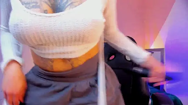 Miel_Cruz webcam
