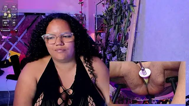 MhiaRey webcam