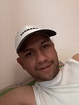 Michaell_Spinelly webcam