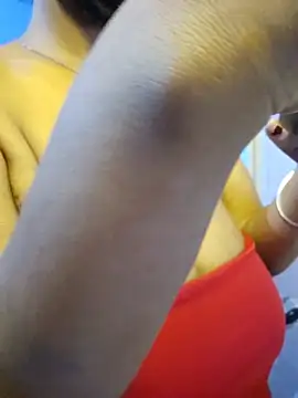 Desi_Maya69 webcam