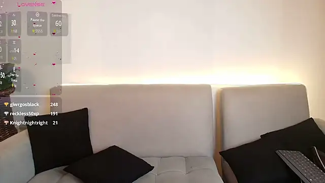 DAKOTA_SAKURA webcam
