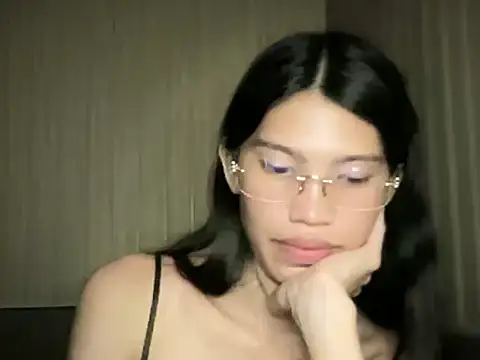 Yourgoddess_jayve webcam