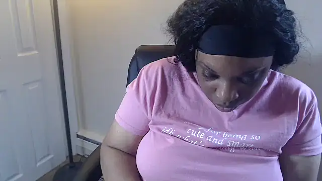Sexymona1218 webcam