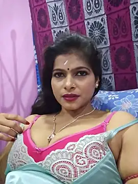 SUZY_QUEEN01 webcam