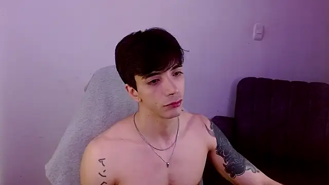 H3ll_B0I webcam