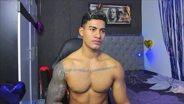 luigi_hot_ webcam