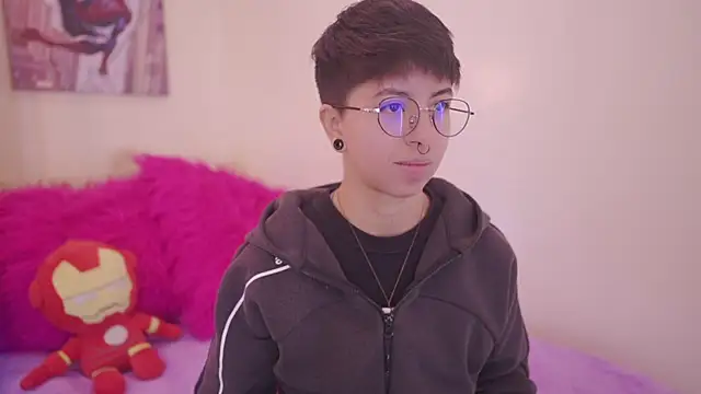 tommy_blue webcam