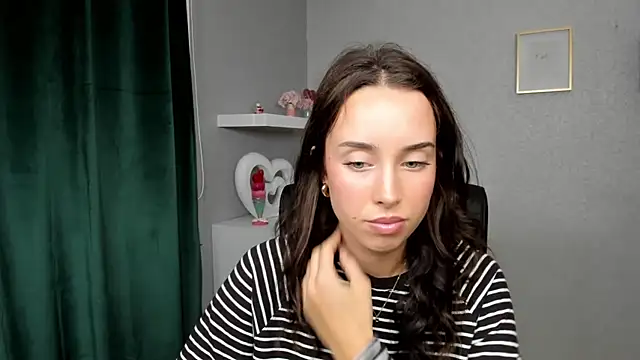 AdeleSolo webcam