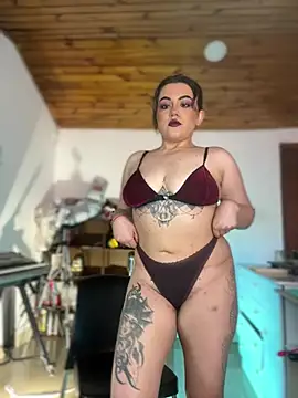 NikkiNix webcam