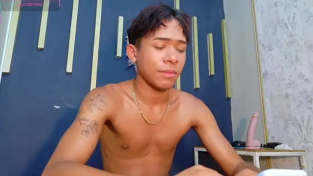 Brown_Skin19 webcam