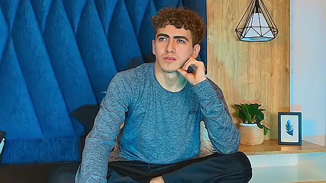 Tyler_Mcrey webcam