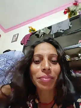 Sexy-Suhani2
