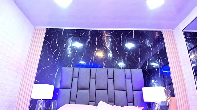 BustyGlow webcam