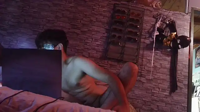 baby_toyboy webcam